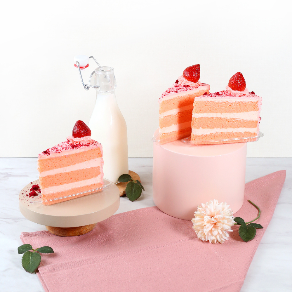 Strawberry Cream Cake - JCO RESERVE